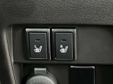 運転席、助手席側シートヒーターで座席ポカポカ!