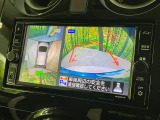 【アラウンドビューモニター】専用のカメラにより、上から見下ろしたような視点で360度クルマの周囲を確認することができます☆死角部分も確認しやすく、狭い場所での切り返しや駐車もスムーズに行えます。