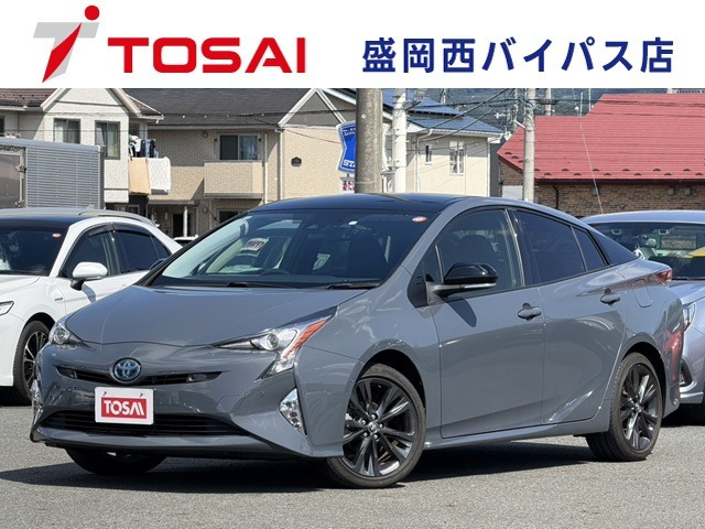 プリウス 1.8 S セーフティ プラス E-Four 4WD