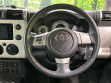 【純正革巻きステアリング】上質な革を使用することで、手にしっかり馴染みとても運転しやすいハンドルです♪