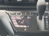 ◆エアコン◆温度の設定をしてAUTOボタンを押すだけ簡単。車内を快適な温度に保ってくれます
