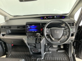 【前方視界】開放的な前方視界!運転がしやすく疲れにくいです♪窓が大きく、見通しがとっても良いおクルマですよ♪