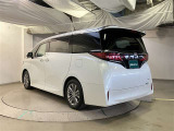 走りにこだわりながら収納力も持ち合わせたお車です。荷物を載せて軽快なドライブを楽しめますよ♪