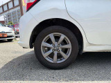 弊社は、お客さまのニーズにお応え出来るよう、豊富な車種を取り揃えております。お乗り換えの際も、是非、よろしくお願いいたします。