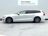 購入後は全国のVOLVO正規ディーラーにてアフターサービスをお受けいただけます。定期点検サービス、延長保証などの有料サービスも手厚くご用意しておりますので、ご不安事はお気軽にご相談下さい。