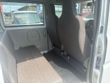自社認証工場を完備しておりますので、納車前の車検・整備や、アフターメンテナスもばっちりですので、安心して当社にお任せ下さい。また、当社にて車輌ご成約のお客様はオイル交換永久無料のサービス付きです!