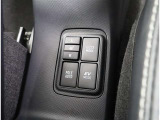 寒い時期には大活躍の【シートヒーター】付き車両です、冬場乗り始めなかなか暖房が効かなくても座面の部分が温かくなってくれて大助かり!!