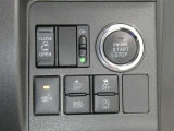 【シートヒーター搭載】シートを温めてくれる暖房機器です!長時間座っていると負担が掛かりやすい背中や腰、または冬場の寒い日に冷えやすい脚部に快適なぬくもりを♪