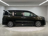 ヴォクシー 2.0 ZS 煌III 