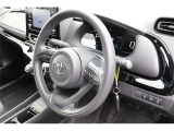 ハンドル周りもスッキリしていて運転しやすいです。