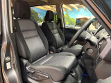 運転席シート廻りは使用感も少なく、良好な状態となっています。丁寧に使われていたことがよくわかりますね。