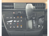 【オートエアコン】 設定温度は一定のまま、1年中、車内は快適空間♪快適温度♪