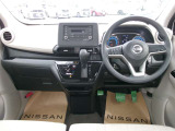 操作しやすい運転席廻り!操作パネルも使いやすい!!ドライブが楽しくなります!