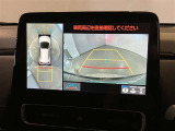 安心のバックモニター!ガイドがあって夜間でもよく見えます!