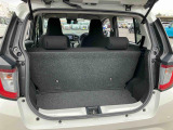 自動車保険も取り扱っておりますの無料で見積りをいたします♪ お客様のお話を伺い、お客様に合った的確なプランをご提案させて頂きます。