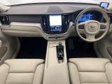 XC60 B5 AWD モメンタム 4WD 