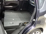 当店では専任のメカニックが大切なお客様のお車を一台一台丁寧に整備いたします。自社認証工場にてリフトアップし下回りまでキッチリ検査いたします。