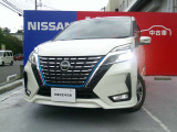 セレナ 1.2 e-POWER ハイウェイスターV 
