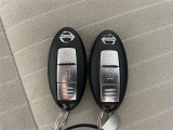 【スマートキー(エンジンスタートストップスイッチ)スマートキー(電子キー)を待っていれば、スイッチを押すだけでエンジンをかけることができます!