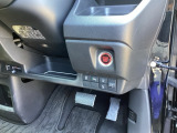 運転席から操作しやすい各種スイッチ