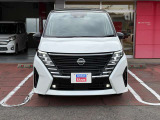 セレナ 2.0 ハイウェイスターV 