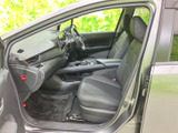 ドライバーの視界を確保する、広々とした室内空間。操作しやすい配置で、運転に集中できます。快適なドライビングをサポートします。