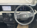 室内はルームクリーニングを行い納車になりますので納車後も快適な車内でお出かけできますよ