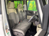 運転席シート廻りは使用感も少なく、良好な状態となっています。丁寧に使われていたことがよくわかりますね。