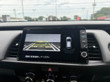 バックカメラも付いています! 運転が不慣れな方でも安心して駐車が可能です!