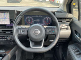 プロパイロット付きで高速道路など運転の疲労を軽減してくれるのでオススメです。