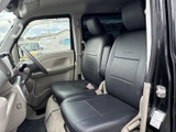運転しやすい視界設計が魅力。操作性も高く、スムーズな運転をサポートします。快適なドライブを心ゆくまでお楽しみください。