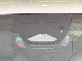 【トヨタセーフティセンス】走行中に前方の車両等を認識し、衝突しそうな時は警報とブレーキで衝突回避と被害軽減をアシスト。より安全にドライブをお楽しみいただけます。