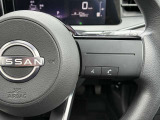 ハンドルには各種スイッチがありますが、運転中でも操作がしやすくなっております。