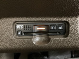 ETCが付いてます。ETC搭載車しか通過できないスマートICが利用できるようになりますよ!現在スマートICの設置箇所も増えてきているので、高速道路利用の幅が広がりますね☆
