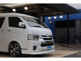 【ハイエース2.7 GL ロング ファインテックツアラー】