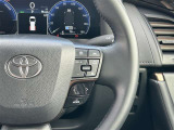 レーダークルーズコントロール操作部。ボタンで車間距離・設定速度を簡単調整。長距離ドライブの疲労軽減に効果絶大です。