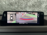 360&deg;ビューモニターを搭載しています。コーナーセンサーと合せてお使いいただくことで、安全、安心にお車の取り回しを行っていただけます