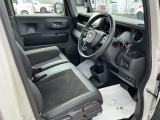 運転席・助手席シートヒーター付です。