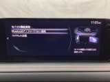 Bluetoothに接続することで、スマートフォンに入っている音楽アプリを車内で楽しめたり、通話が出来ます♪