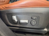 BMW正規ディーラー/禁煙車/弊社下取車/HarmanKardon/電動パノラマ・ガラス・サンルーフ/リヤシートヒーティング/TVチューナー/BMWライブ・コックピット・プロフェッショナル/ステアリング・ホイール・ヒーティング