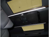 ☆希少なムーンルーフ付き車です!