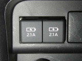 【充電用USB端子】デバイスの充電に便利です。※実際の接続端子は写真で確認or店舗までご気軽にお問合せください♪