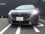 LEDヘッドライトです。夜道でも明るいですよ。