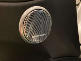 harman/kardonプレミアムオーディオシステムを採用し、上質で臨場感のあるサウンドを実現。ドライブ中もお気に入りの音楽を心ゆくまでお楽しみいただけます。
