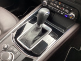 アクセルペダルを踏み込む量や速さに応じて変速パターンをし、人馬一体の運転感覚を発揮してくれる6速オートマ!