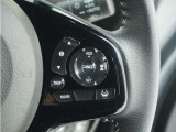 ◆アダプティブクルーズコントロール◆予め設定した車速内でクルマが自動的に加減速。前走車との適切な車間距離を維持しながら追従走行します。【LKAS】車線維持支援システムでステアリング操作を支援。
