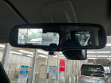スマートルームミラー♪たくさん荷物を載せても、バックカメラで映像を映すので後方の視界も確保!!様々なシーンで活躍する便利装備☆