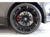 【BMWアロイホイル】軽量かつ強度に拘ったアロイホイル。走行性能ポテンシャルを引き出す設計。