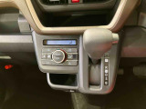 納車前にはプロのメカニックが、各部の点検を行います。ディーラーにしか出来ない品質、そしてサービスできっと満足していただけると思います!