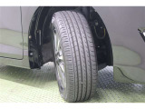 タイヤサイズ 195/65R15。